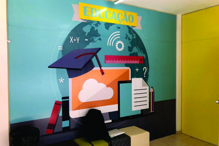 adesivo parede personalizado.